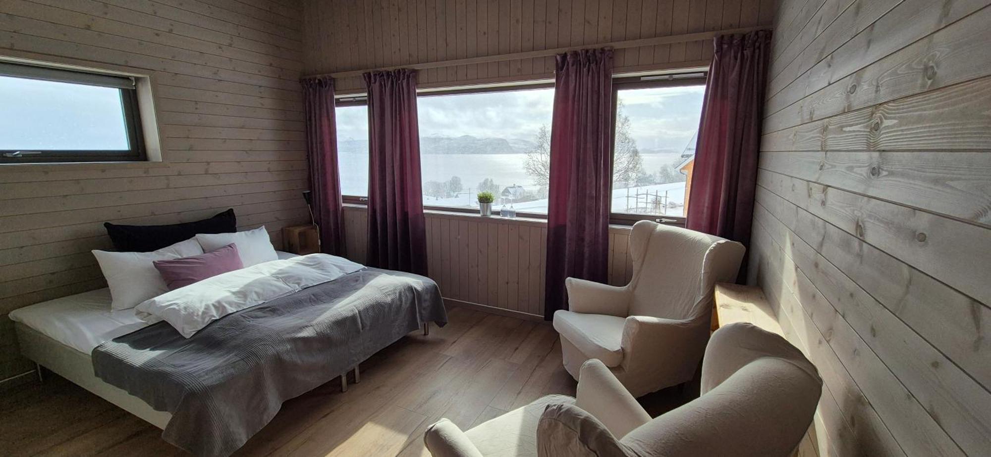 Yggdrasil Farmhotel Retreat, Spa & Yoga Straumsbukta Bilik gambar